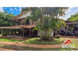 8 Bedroom House for sale in Risaralda, Pereira, Risaralda