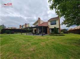 4 Bedroom Villa for sale in Bogota, Cundinamarca, Bogota