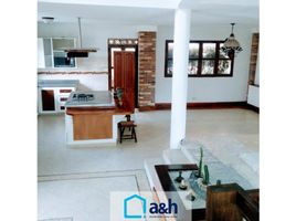 5 Bedroom House for sale in Bogota, Cundinamarca, Bogota