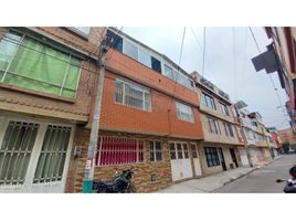 5 Bedroom House for sale in Bogota, Cundinamarca, Bogota