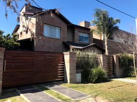 4 Bedroom House for sale in San Lorenzo, Santa Fe, San Lorenzo