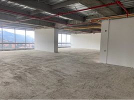 183 m² Office for sale in Mina De Sal De Nemocón, Bogotá, La Calera