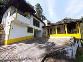 5 Habitación Villa en alquiler en Colombia, Envigado, Antioquia, Colombia