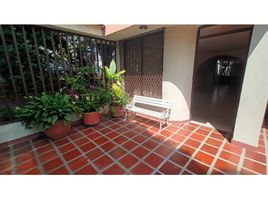 8 Bedroom Villa for sale in Cali, Valle Del Cauca, Cali