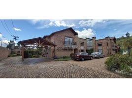 4 Bedroom House for sale in Bogota, Cundinamarca, Bogota