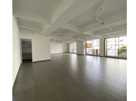 138 SqM Office for sale in Bogota, Cundinamarca, Bogota