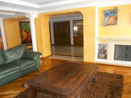 4 Bedroom Apartment for rent in Templo Bogotá Colombia, Bogota, Bogota