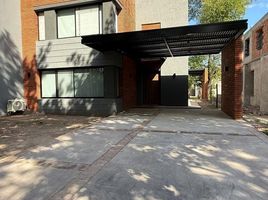 3 Bedroom Villa for sale in General Sarmiento, Buenos Aires, General Sarmiento