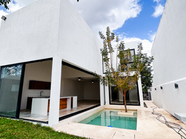 Maison 4 chambre à vendre à Tixpehual, Yucatan, Tixpehual