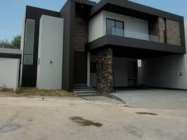 3 Habitación Casa en venta en Monterrey, Nuevo León, Monterrey