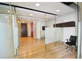 80 SqM Office for rent in Templo Bogotá Colombia, Bogota, Bogota