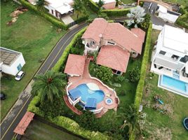 5 Habitación Villa en venta en Pereira, Risaralda, Pereira