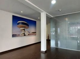 96 m² Office for rent in Colombia, Bogotá, Cundinamarca, Colombia