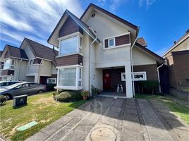 3 Bedroom House for sale in Nueva Imperial, Cautin, Nueva Imperial
