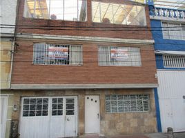 6 Bedroom House for sale in Bogota, Cundinamarca, Bogota