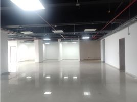 332 SqM Office for rent in Bogota, Cundinamarca, Bogota