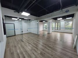 70 m² Office for rent in Colombia, Medellín, Antioquia, Colombia