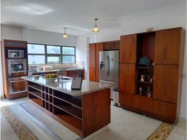 4 Bedroom Apartment for sale in Bare Foot Park (Parque de los Pies Descalzos), Medellin, Medellin