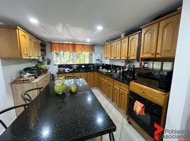 5 Bedroom Apartment for sale in Bare Foot Park (Parque de los Pies Descalzos), Medellin, Medellin