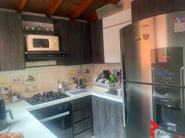 4 Bedroom Apartment for sale in Medellín Metro, Bello, Bello