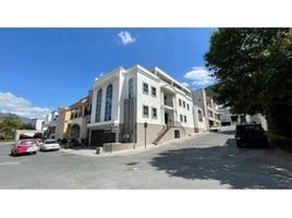 4 Habitación Villa en venta en Monterrey, Nuevo León, Monterrey