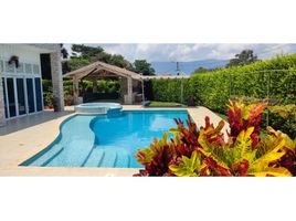 5 Bedroom House for sale in Fusagasuga, Cundinamarca, Fusagasuga