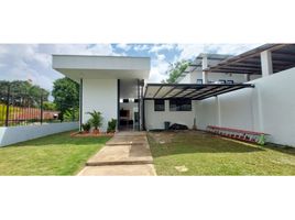 3 Habitación Casa en venta en Ricaurte, Cundinamarca, Ricaurte