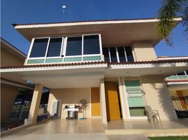 4 Bedroom House for sale in Cordoba, Monteria, Cordoba