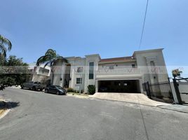 4 Habitación Casa en venta en Monterrey, Nuevo León, Monterrey