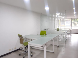 48 m² Office for rent in Parque de los Pies Descalzos, Medellín, Medellín