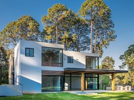 6 Habitación Casa en venta en Valle De Bravo, México, Valle De Bravo