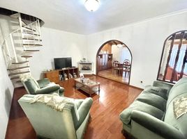 4 chambre Maison for sale in Lanus, Buenos Aires, Lanus