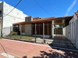 3 Bedroom House for sale in Lanus, Buenos Aires, Lanus