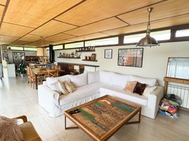 4 Bedroom House for sale in General Pueyrredon, Buenos Aires, General Pueyrredon