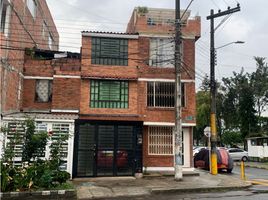 4 Bedroom House for sale in Bogota, Cundinamarca, Bogota