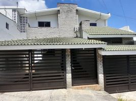 4 Habitación Casa en venta en Monterrey, Nuevo León, Monterrey