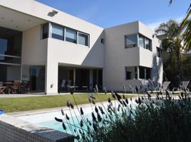 4 Bedroom House for sale in Capital, Mendoza, Capital