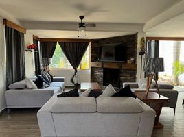 4 Schlafzimmer Haus zu vermieten in Valle De Bravo, Mexico, Valle De Bravo