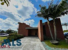 4 Bedroom Villa for sale in Bare Foot Park (Parque de los Pies Descalzos), Medellin, Medellin