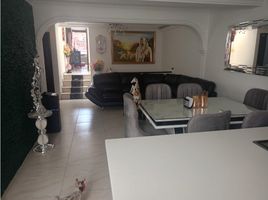 5 Bedroom Villa for sale in Bare Foot Park (Parque de los Pies Descalzos), Medellin, Medellin