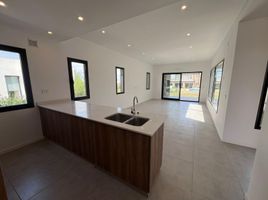 Villa 3 chambre à vendre à Pilar, Buenos Aires, Pilar