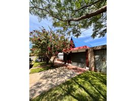 4 Habitación Casa en venta en Santa Fe, Rosario, Santa Fe