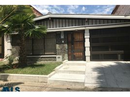 5 Bedroom Villa for sale in Bare Foot Park (Parque de los Pies Descalzos), Medellin, Medellin