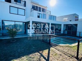 6 Bedroom House for sale in Chile, Valparaiso, Valparaiso, Valparaiso, Chile
