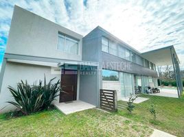 4 Bedroom Villa for sale in Buenos Aires, Pilar, Buenos Aires