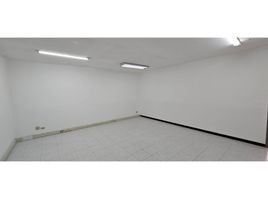 230 SqM Office for sale in River View Park, Cali, Cali