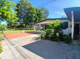 5 Schlafzimmer Haus zu verkaufen in Chitre, Herrera, San Juan Bautista