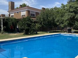 4 Bedroom Villa for sale in Santa Fe, Rosario, Santa Fe