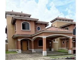 4 Habitación Casa en venta en Ciudad de Panamá, Panamá, Juan Díaz, Ciudad de Panamá