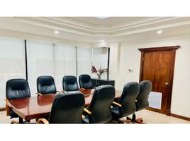 234 m² Office for rent in Panamá, Pueblo Nuevo, Ciudad de Panamá, Panamá, Panamá